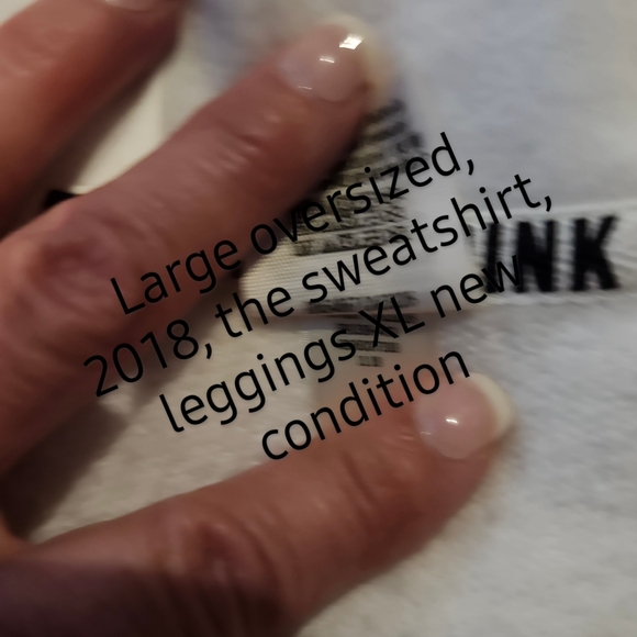 VS PINK SWEATSHIRT floral  OUTFIT.  sweatshirt oversized large, leggings XL - Picture 8 of 14